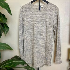 Divided Light Gray/Cream Knit Top